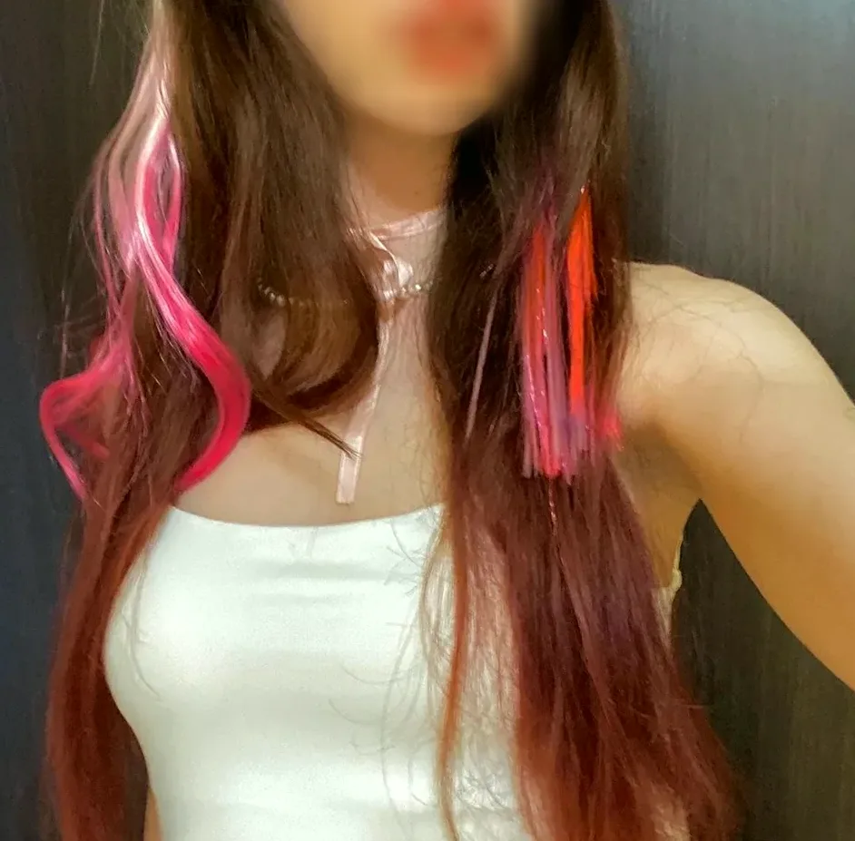 Angelica, 22